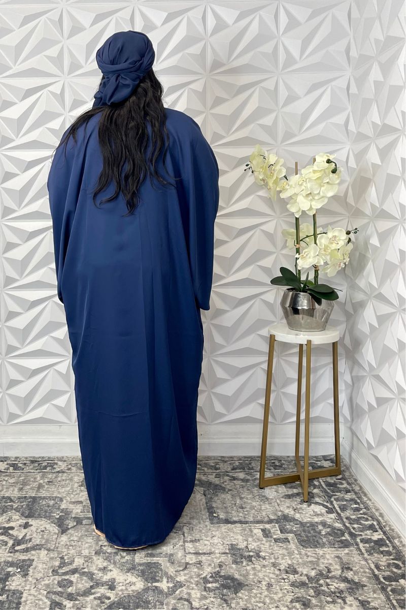 Modest Chic: Two-Piece Abaya Set